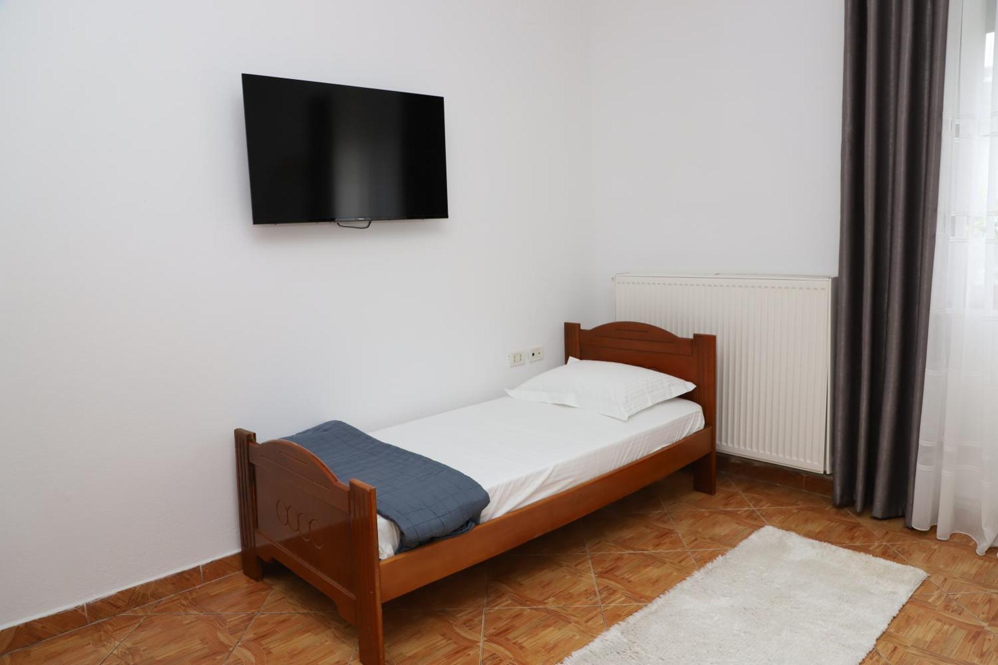 Apartment Xheison ベラト エクステリア 写真