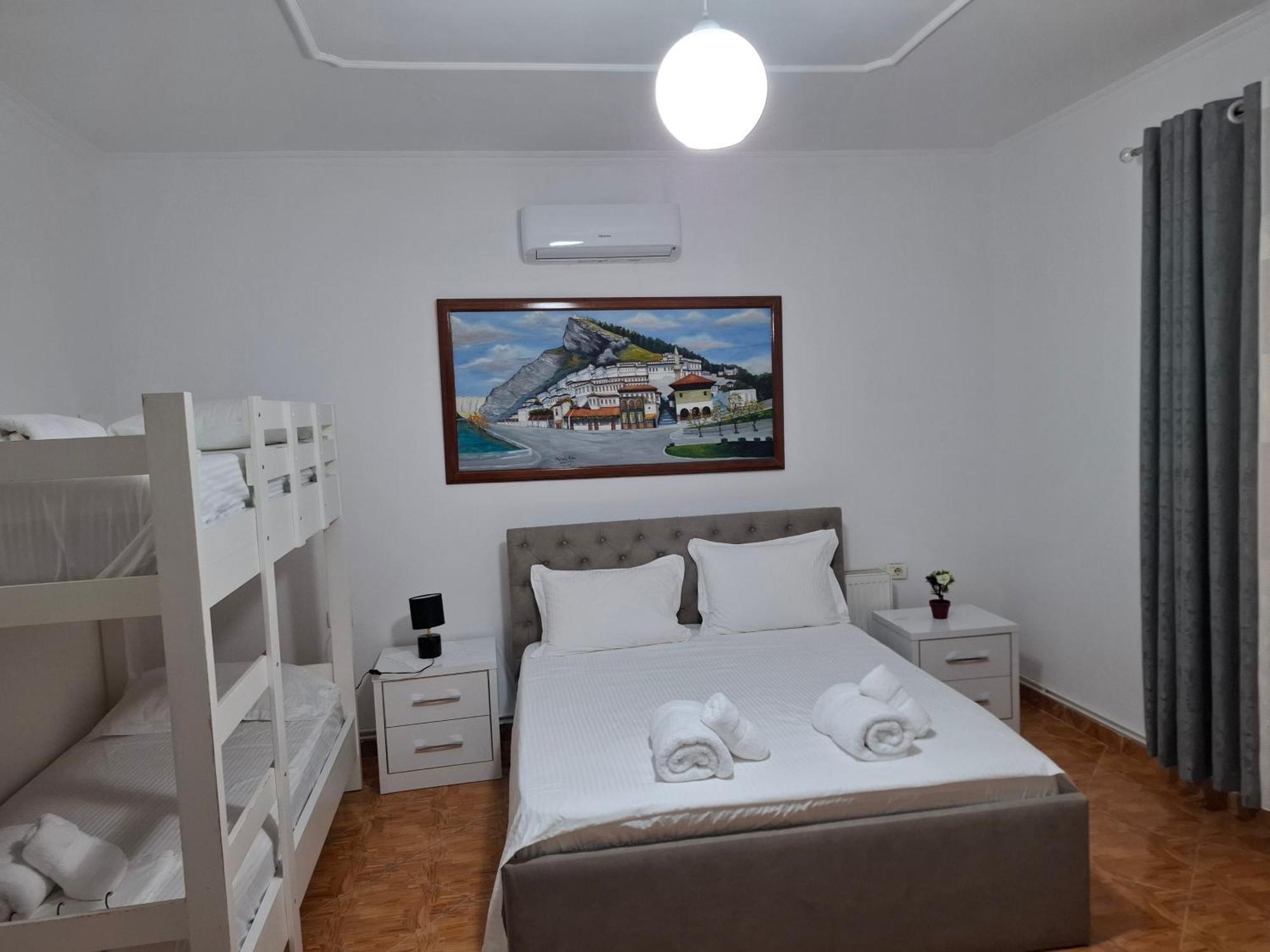 Apartment Xheison ベラト エクステリア 写真