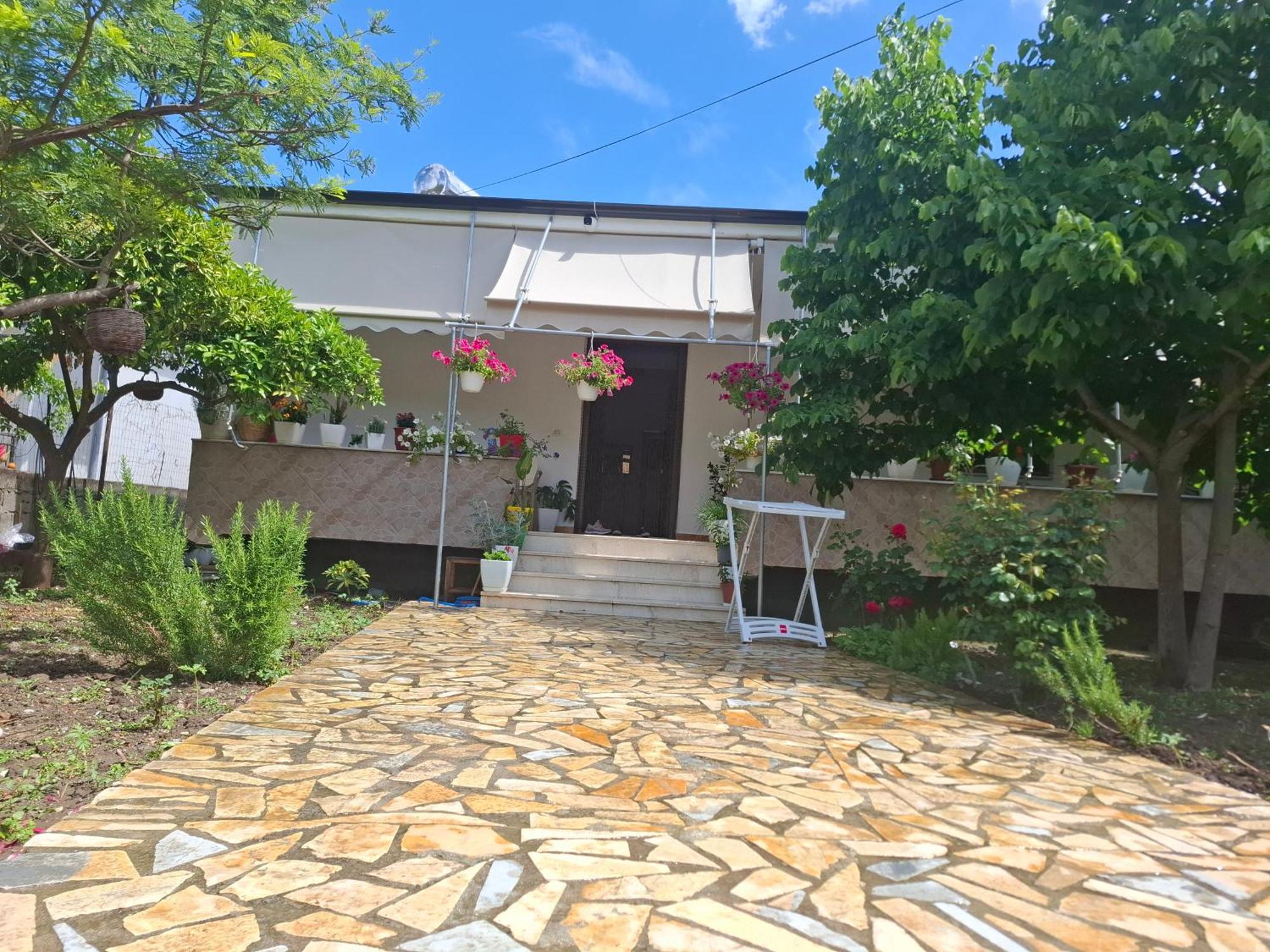 Apartment Xheison ベラト エクステリア 写真